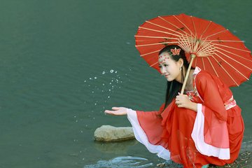 关于夜色启示未阉割